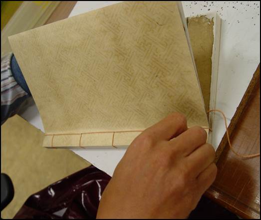 신표지 제작하여 장정한는 과정1